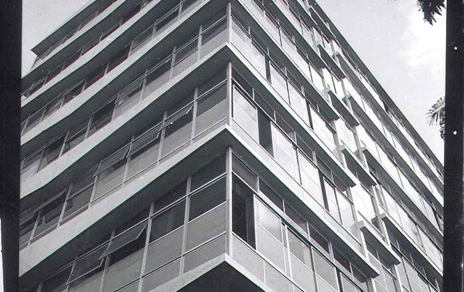Reitoria da UFMG no campus Pampulha em outubro de 1962.