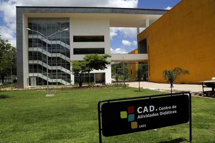 Foca Lisboa | UFMG CAD 3 - Campus Pampulha