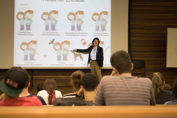 Lucas Braga / UFMG Cursos da área de saúde avaliados em 2016 receberam nota 4 como resultado de avaliação
