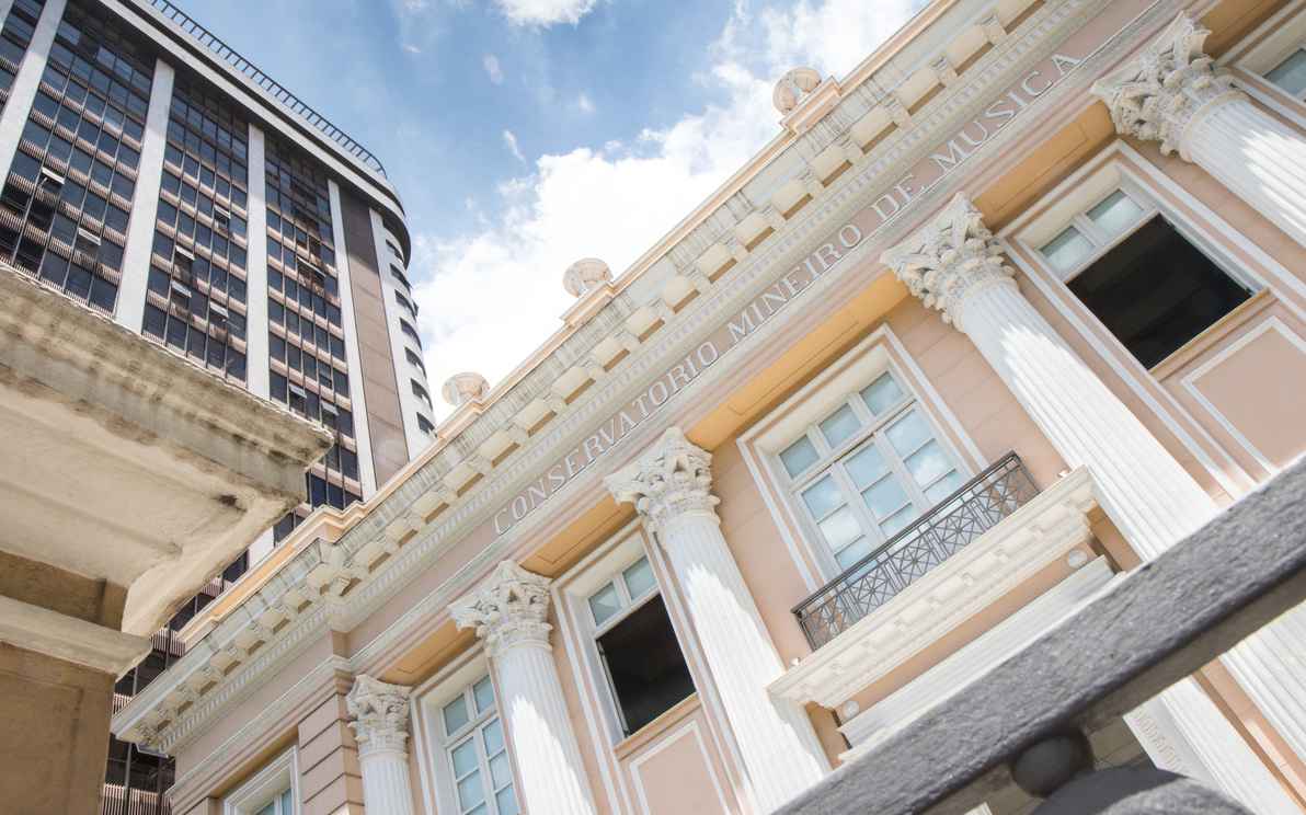 Lucas Braga/UFMG Detalhe da fachada do Conservatório da UFMG (2015).