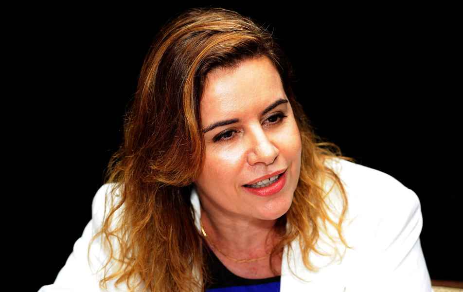 Vice-reitora Sandra Regina Goulart Almeida